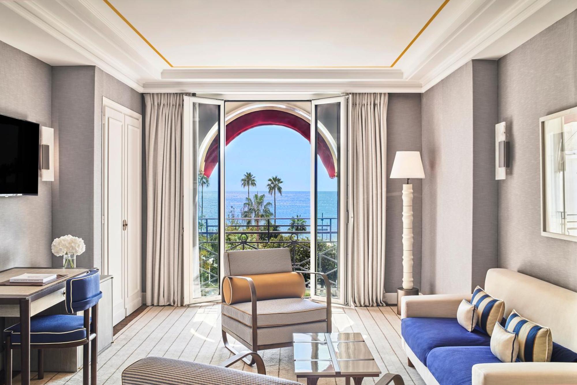 Barrière Le Majestic Hotel 5*