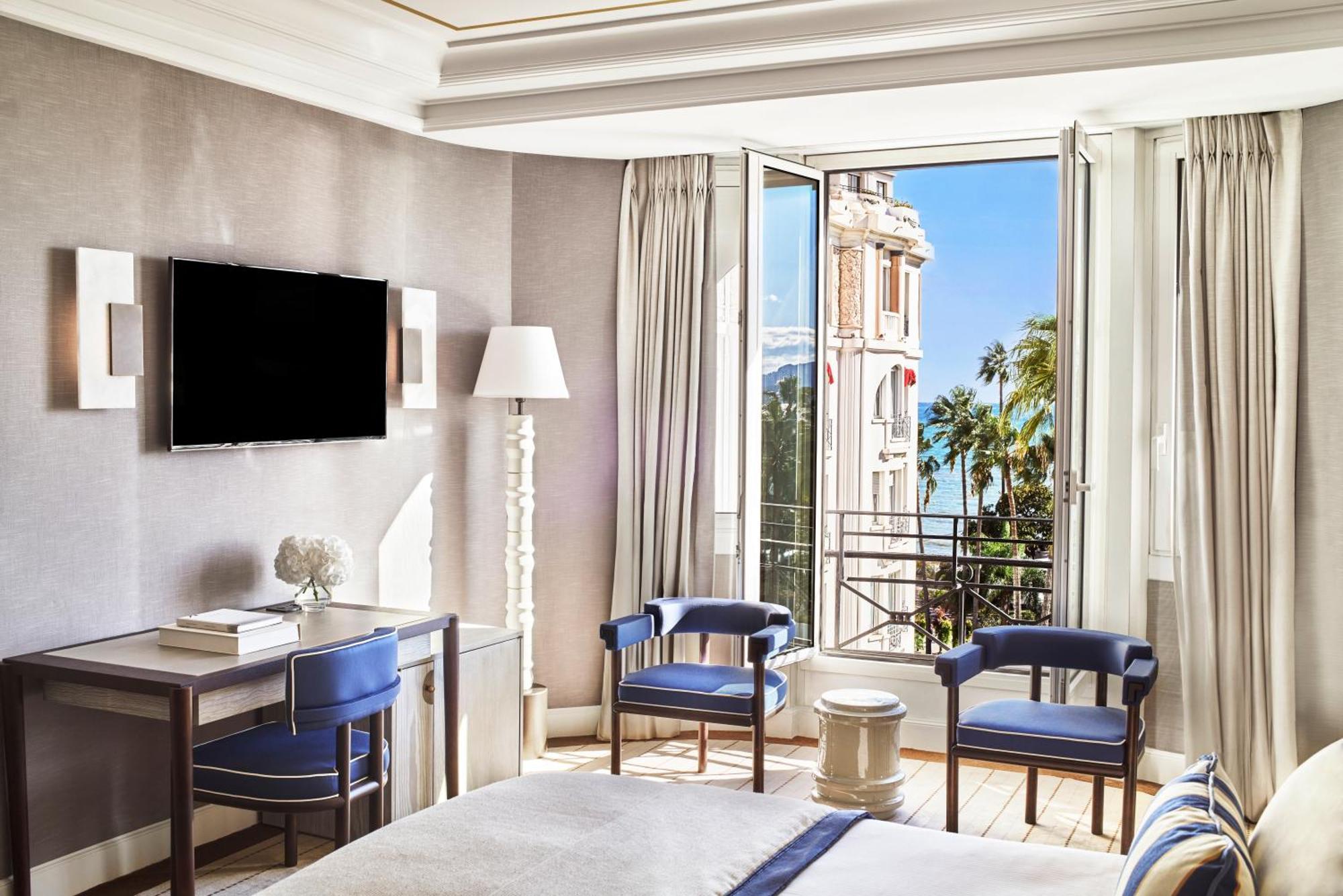 Hotel Barrière Le Majestic 5*